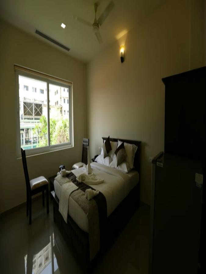 Le Noor Hotel Kochi Kültér fotó